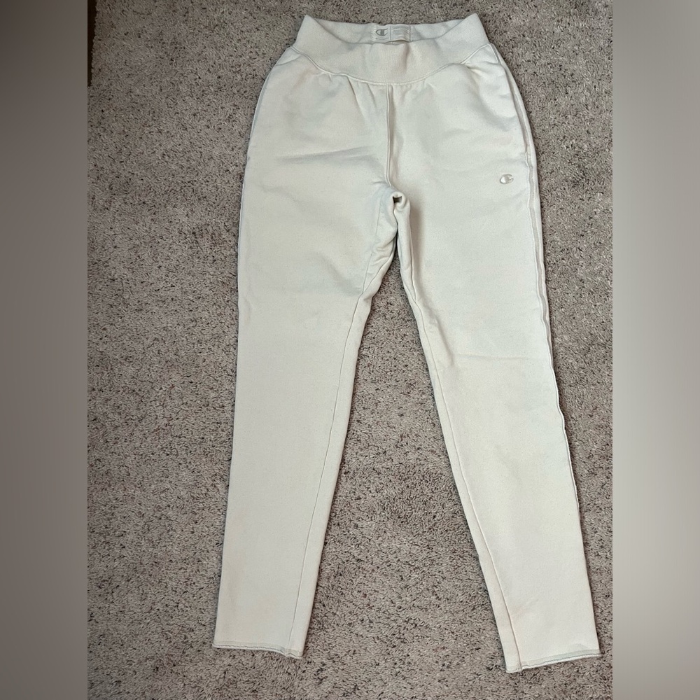 Women’s champion reverse weave sweatpants small